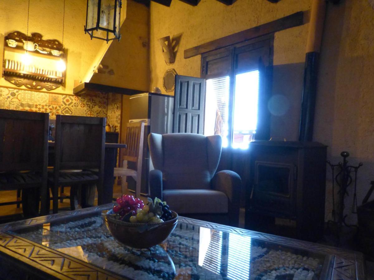 Casa Rural Castillo Ла-Ируэла Экстерьер фото